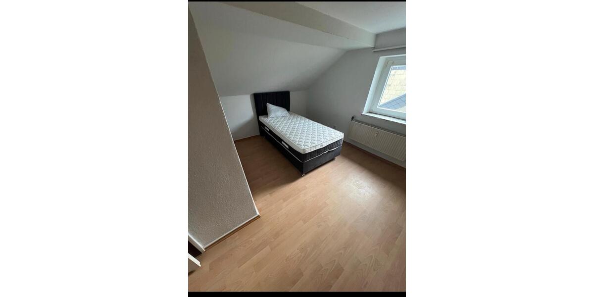 Dachgeschoßwohnung Herzogenrath - 1 Zimmer, 40 m&sup2;, 550&euro; | Angebot:25907481