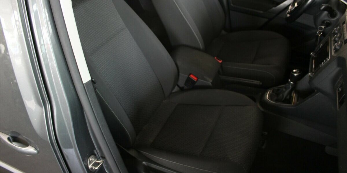 VW Caddy 1.4 TSI - 5-Sitzer - Navi - 116.583 km 13.980 &euro; Euskirchen 53881
