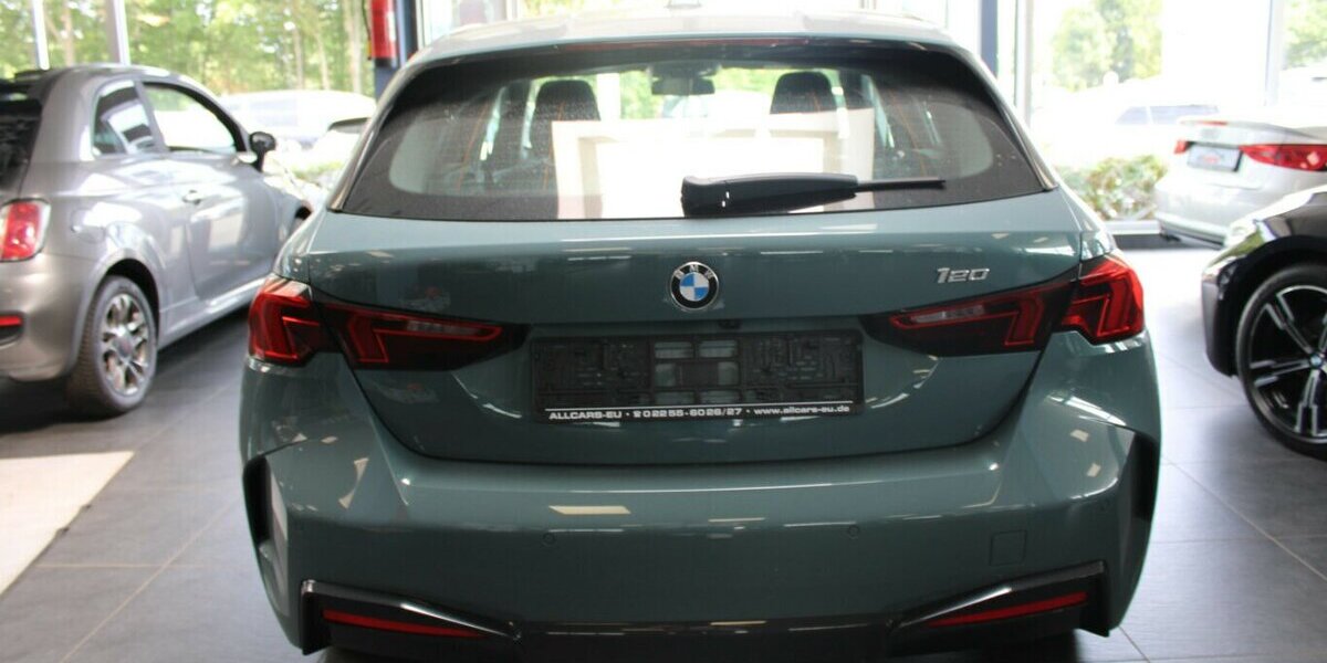 BMW 120 Aut. - Head-Up - 360° - 29.462 km 26.980 &euro; Euskirchen 53881
