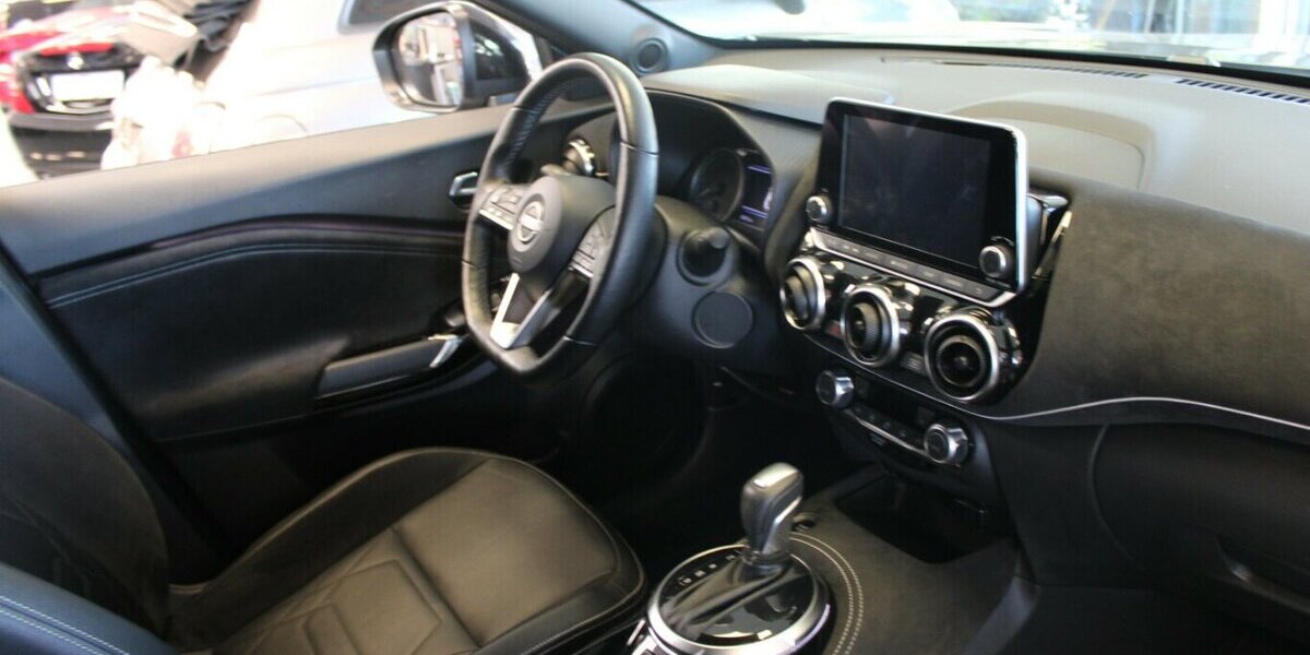 Nissan Juke 1.6 Hybrid 4AMT N-Design 35.813 km 20.980 &euro; Euskirchen 53881