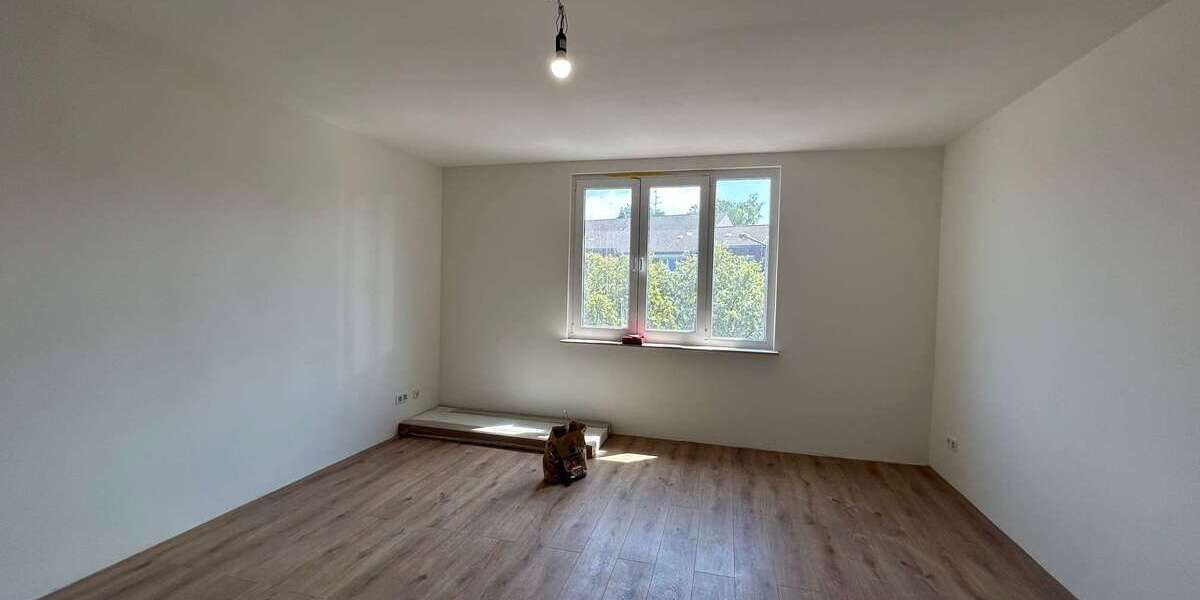 Etagenwohnung Aachen Burtscheid - 2 Zimmer, 67 m&sup2;, 900&euro; | Angebot:27085889