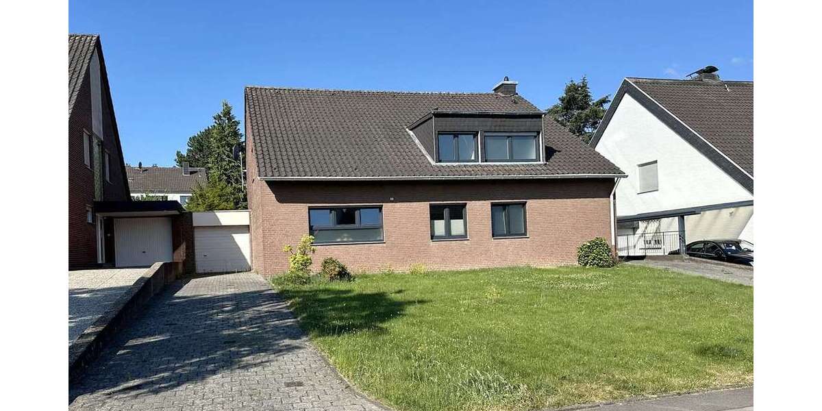 Etagenwohnung Eschweiler - 3 Zimmer, 95 m&sup2;, 1.045&euro; | Angebot:27123073