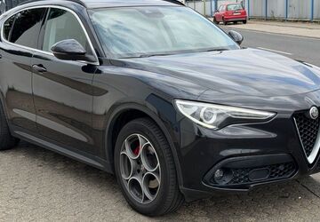 Alfa Romeo Stelvio 193.000 km 14.999 &euro; Düren 52353