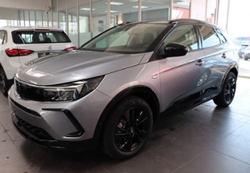 Opel Grandland (X) 8.582 km 23.850 &euro; Düren 52349